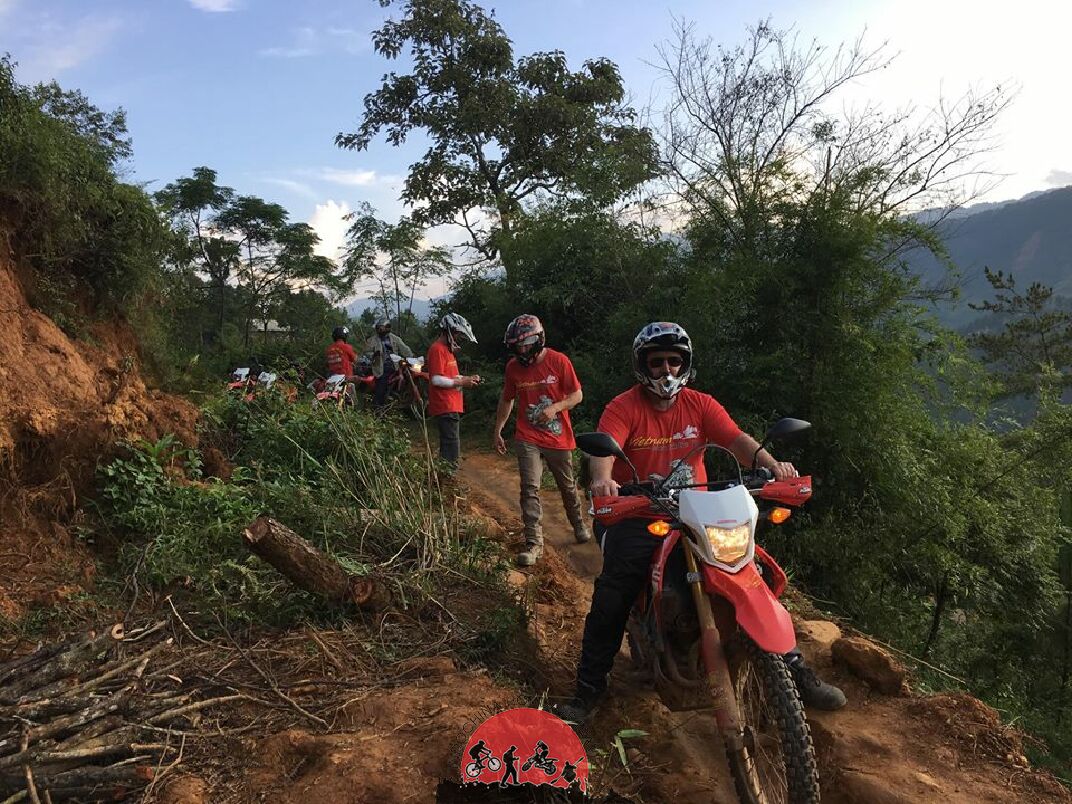 8 Days Northern Laos Mountain Tour